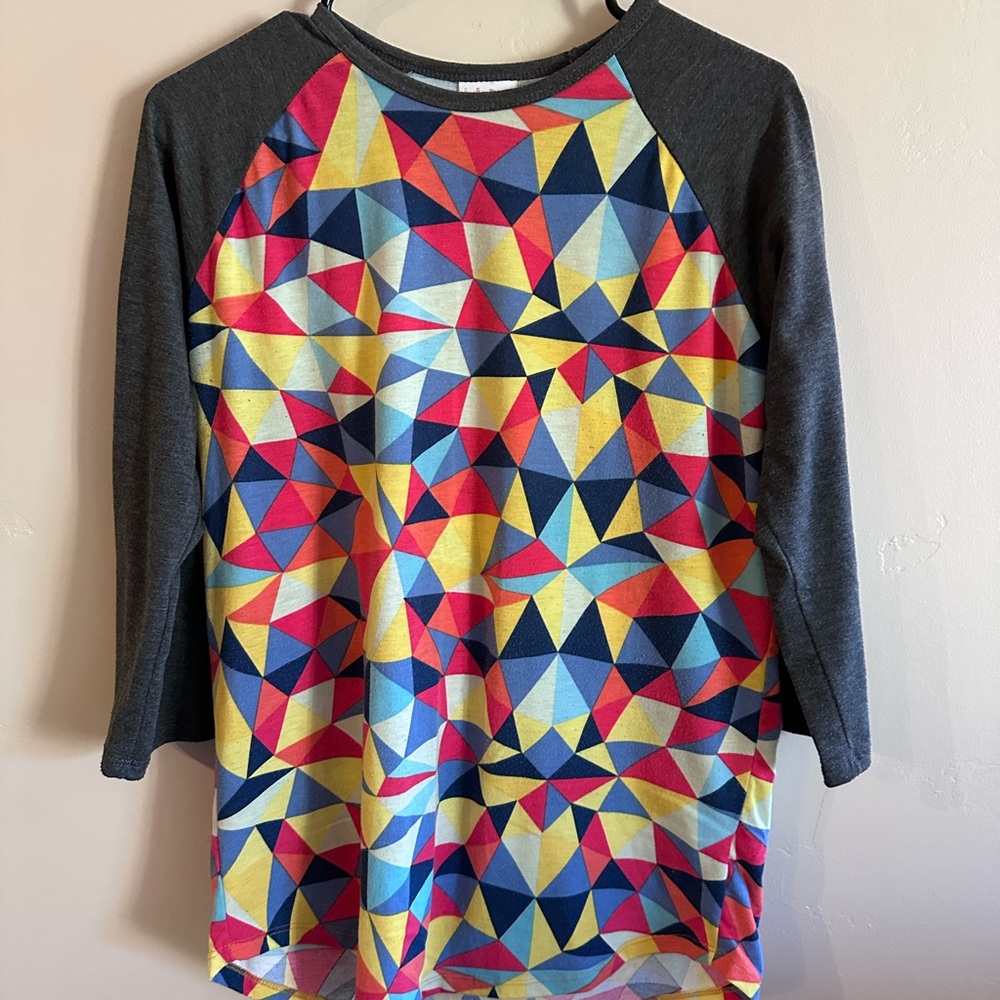 LuLaRoe Multicolor Geometric Raglan Top